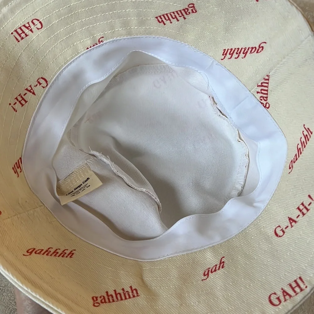 Lisa Says Gah - Britt Bucket Hat - Picture 7 of 9